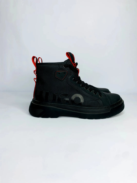 Hugo urian - Black
