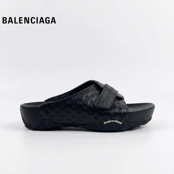 Balnenciaga Monday ultra slippers - black