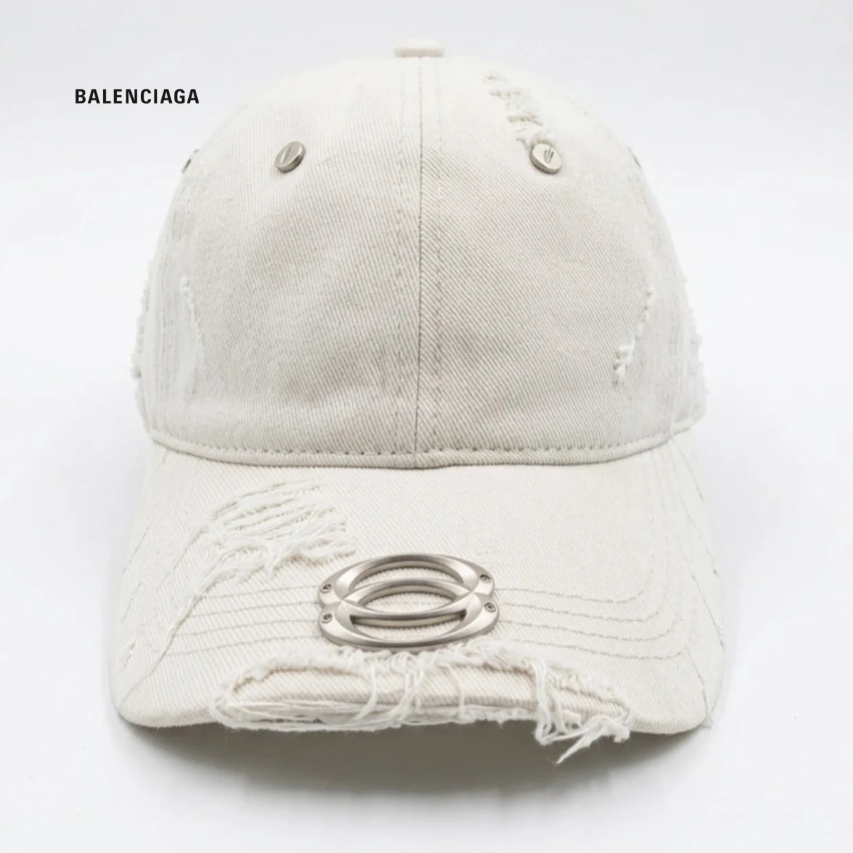 Caps