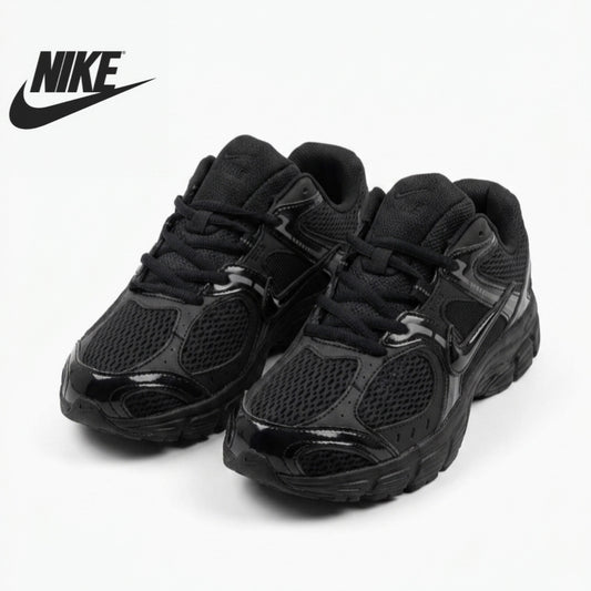 Nike V5 RNR Sneakers - Black
